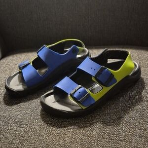 Birkenstock Mogami Sandals Size 34